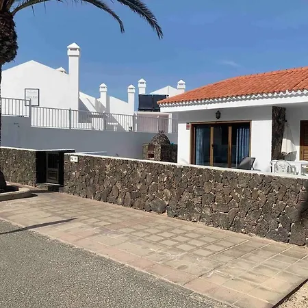 Casa A 40 M Playa קורלחו